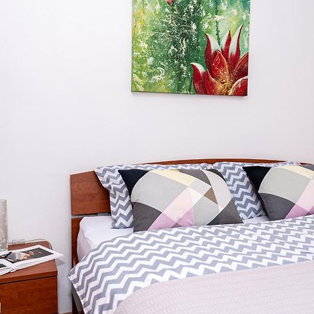 Apartments Veronika พาก ภายนอก รูปภาพ