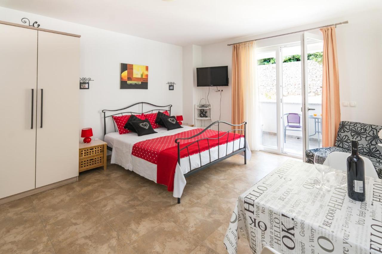 Apartments Veronika พาก ภายนอก รูปภาพ