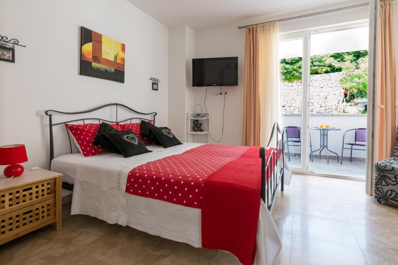 Apartments Veronika พาก ภายนอก รูปภาพ